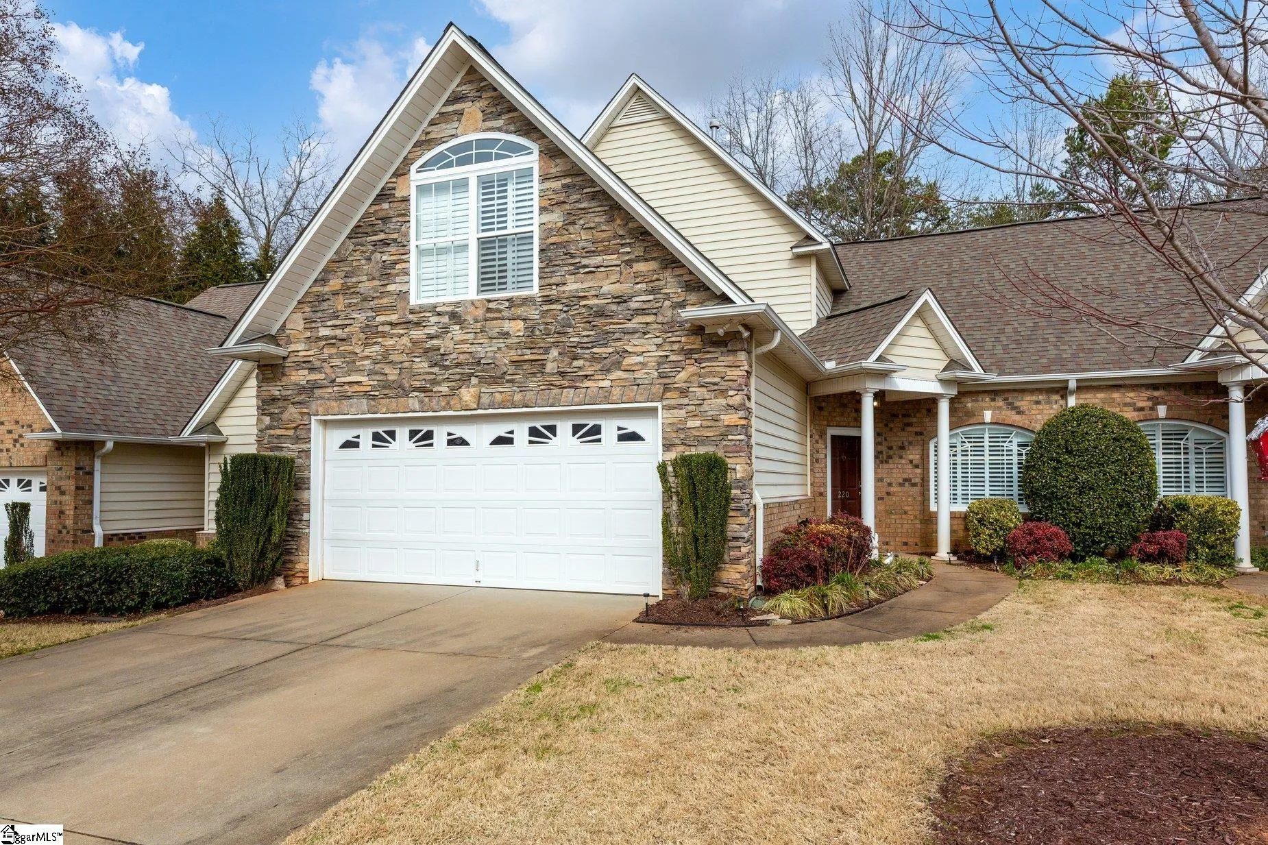 Property image 2 at 220 Stonecliff Way, Spartanburg, SC 29301