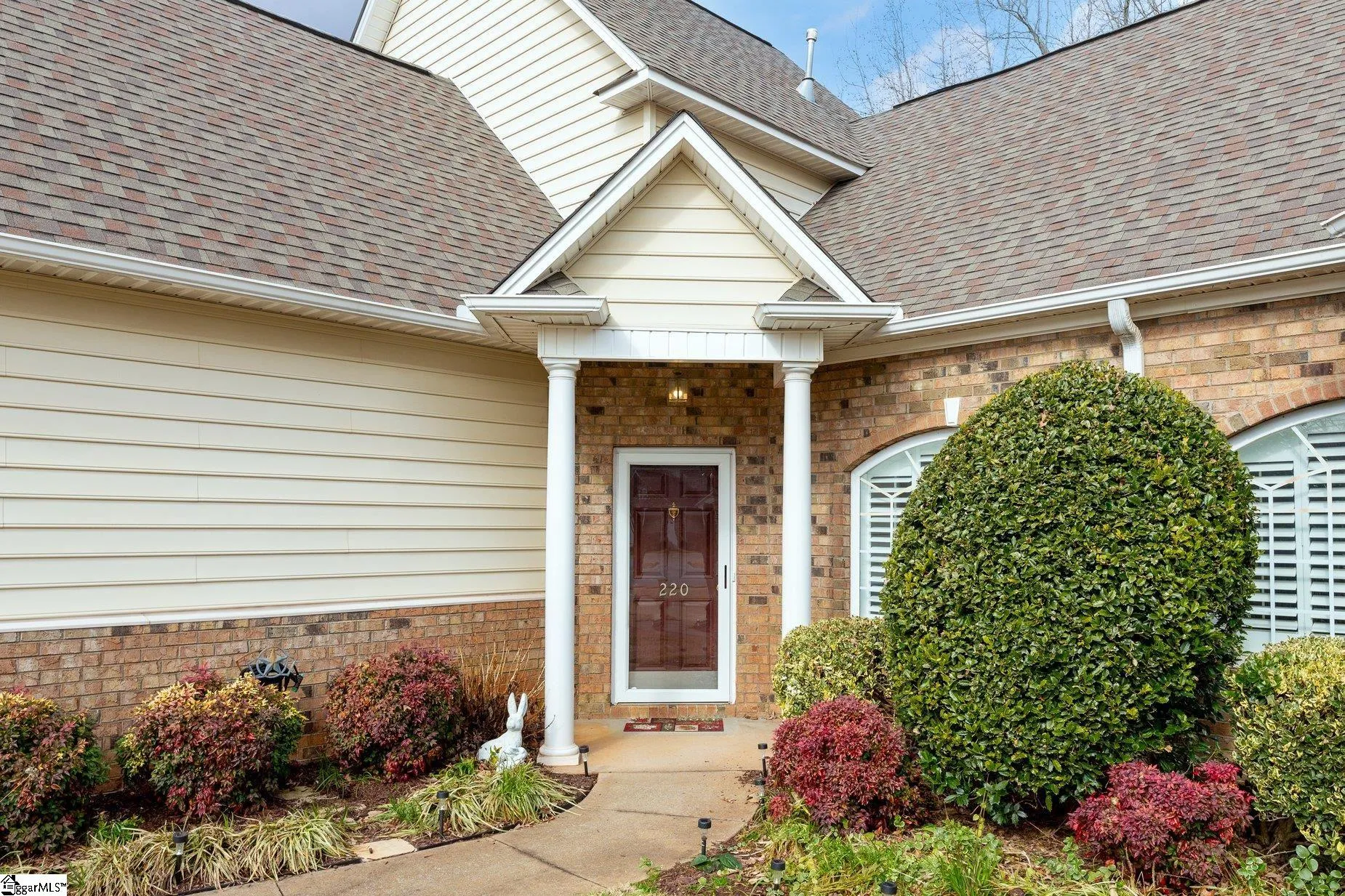 Property image 3 at 220 Stonecliff Way, Spartanburg, SC 29301