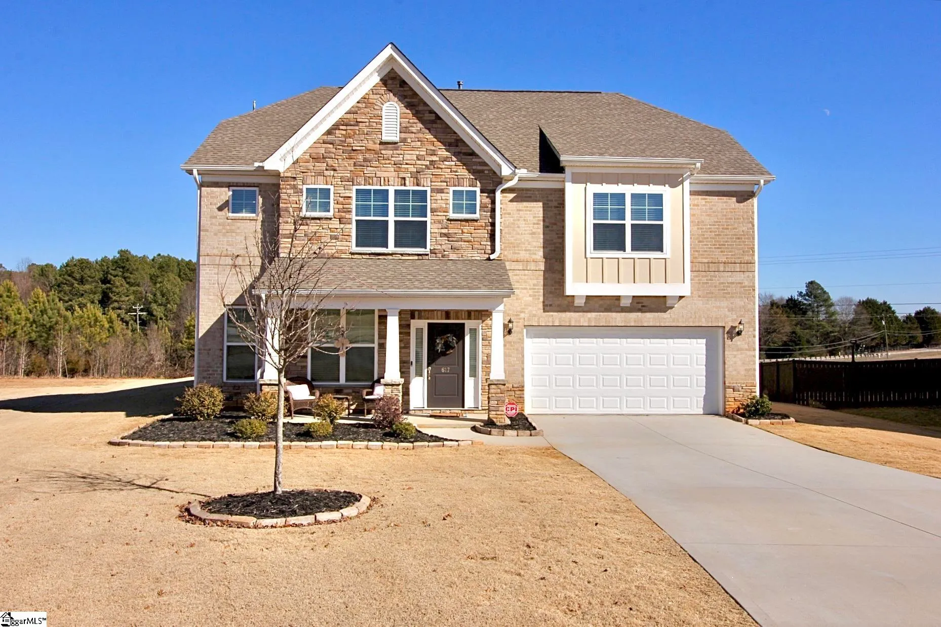 617 N Meadows Lane