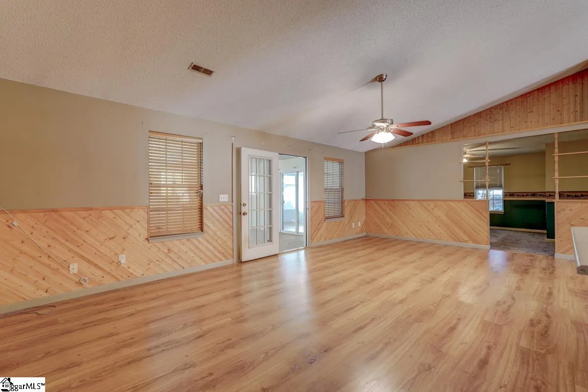 Property image 5 at 4 Setinel Court, Greer, SC 29650
