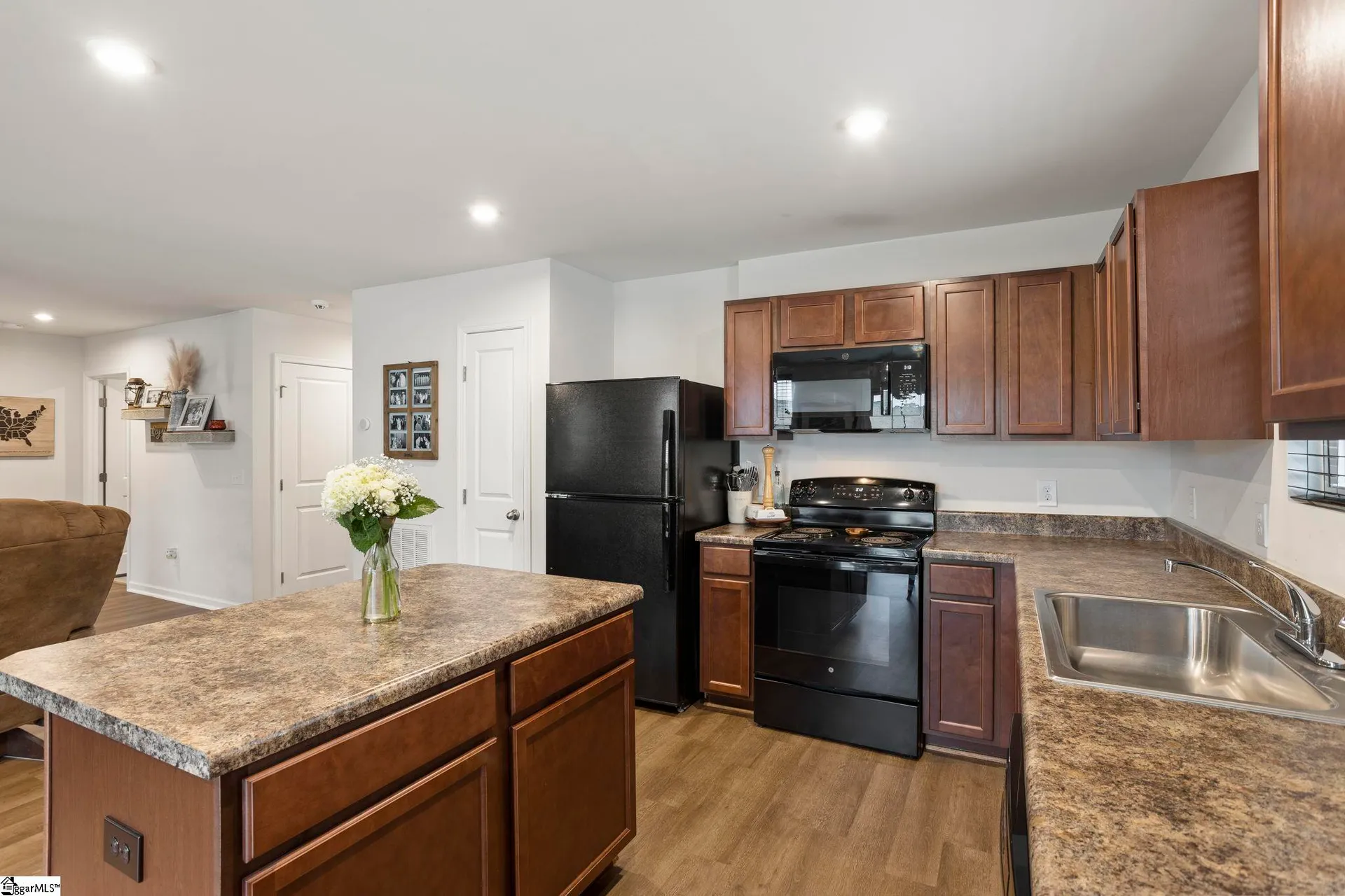 Property image 2 at 1018 Joseph Court, Woodruff, SC 29388