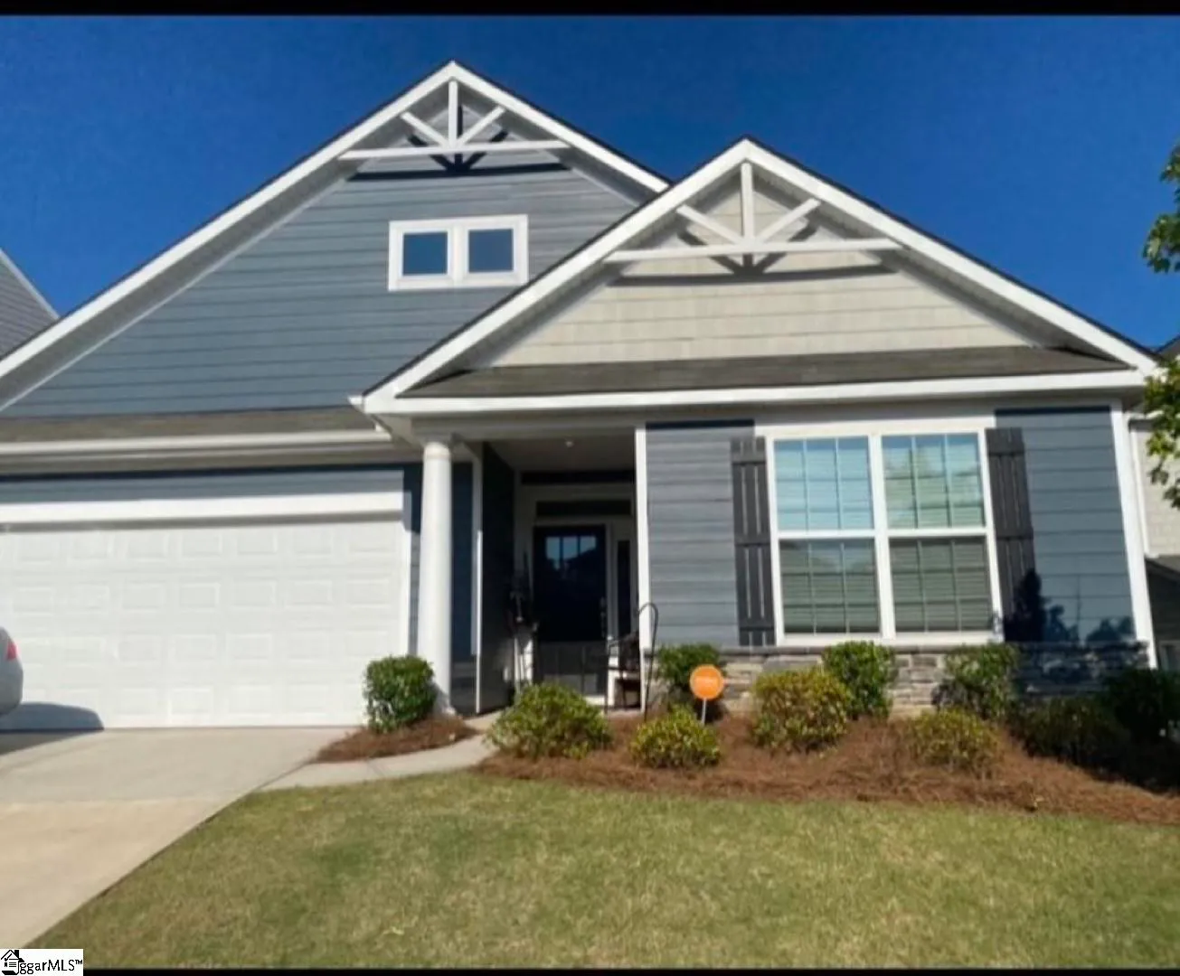 27 MacDee Way