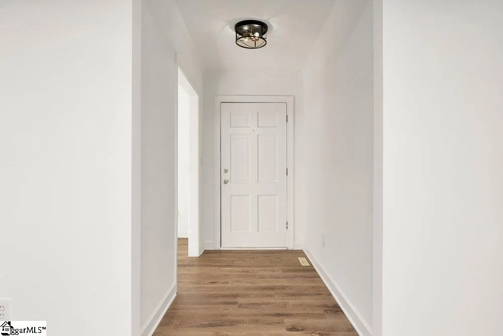 Property image 3 at 207 Azalea Court, Greenville, SC 29615