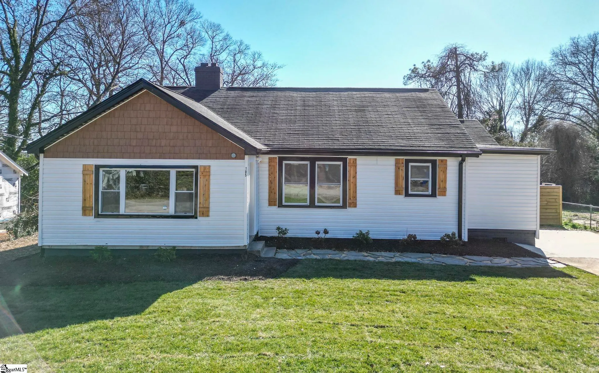 105 Monteith Circle
