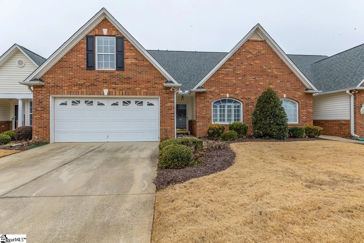Property image 3 at 211 Booth Bay Court, Simpsonville, SC 29681