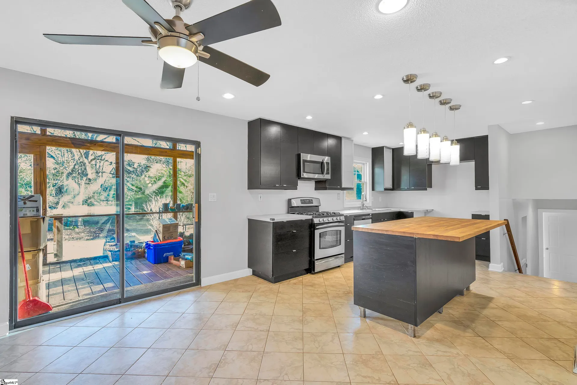 Property image 3 at 5023 Raintree Lane, Greenville, SC 29615