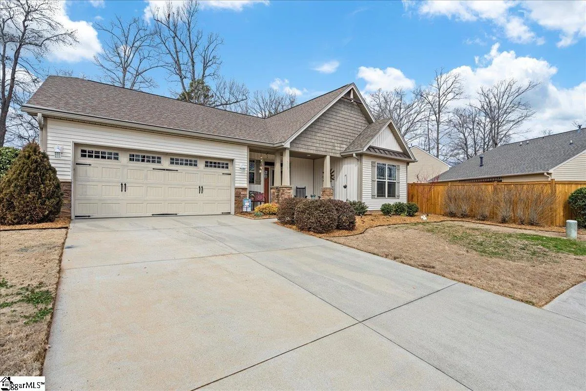 Property image 2 at 313 Sedgebrook Drive, Simpsonville, SC 29681