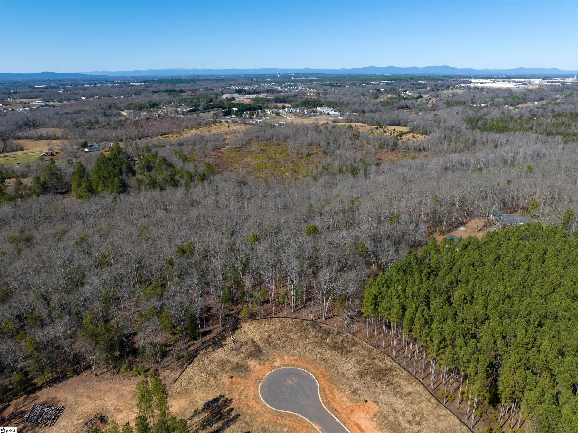 Property image 2 at 40 Danielsen Way, Greer, SC 29651