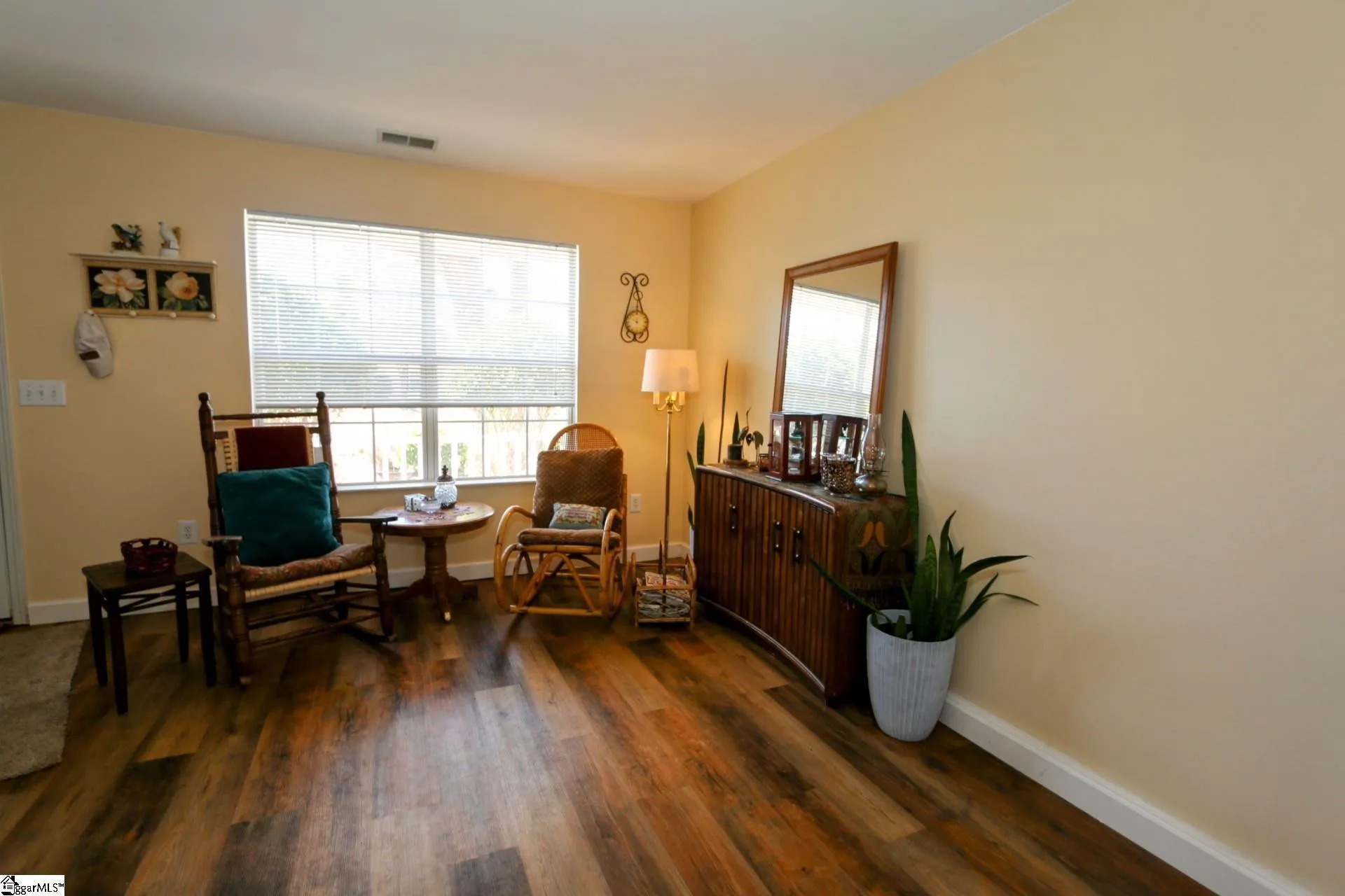 Property image 3 at 301 Tripmont Court, Simpsonville, SC 29680