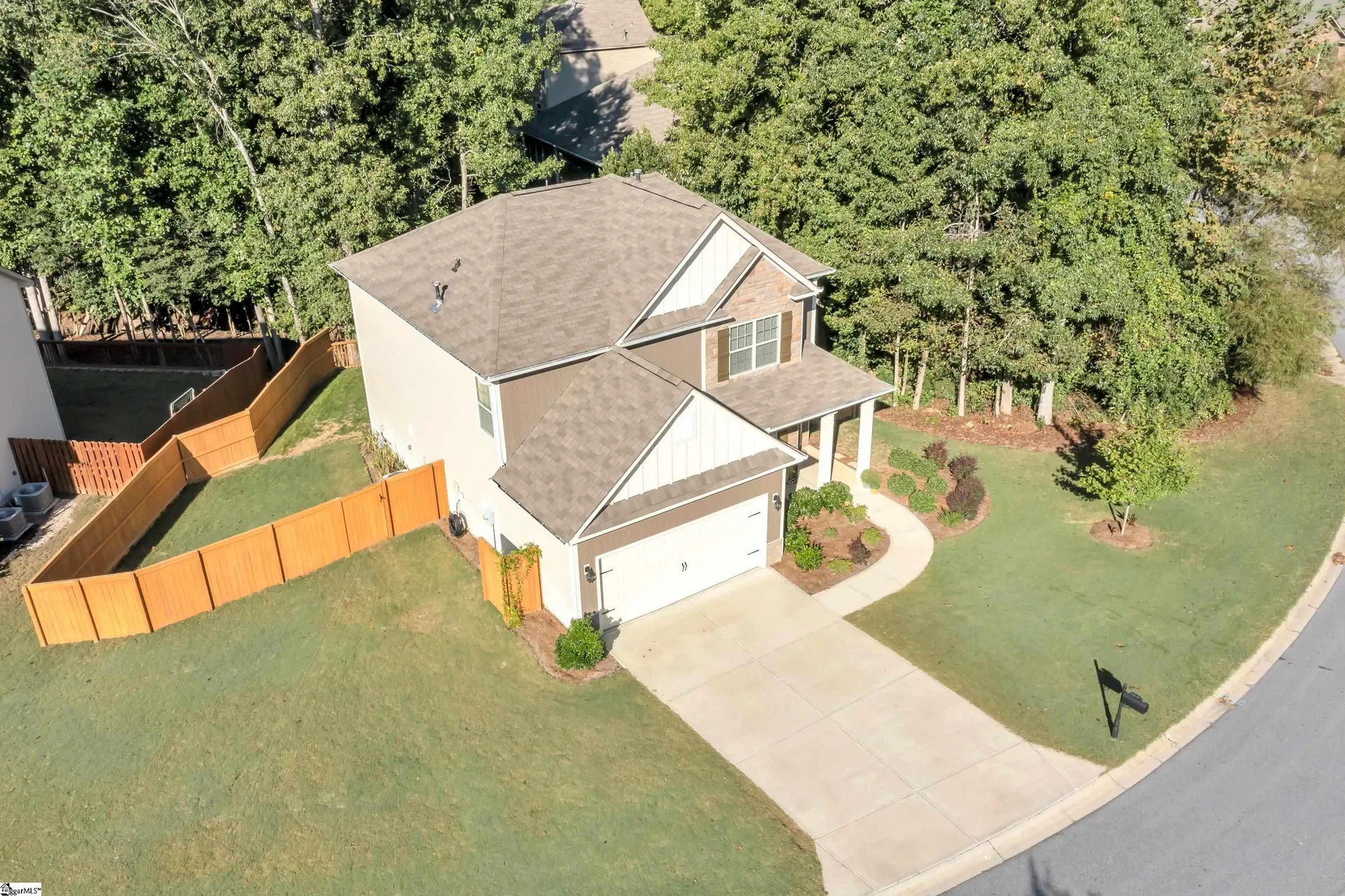 Property image 2 at 16 Oak Willow Court, Fountain Inn, SC 29644