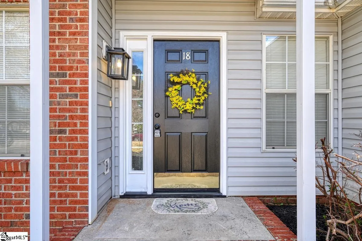 Property image 2 at 18 Glen Willow Court, Greer, SC 29650
