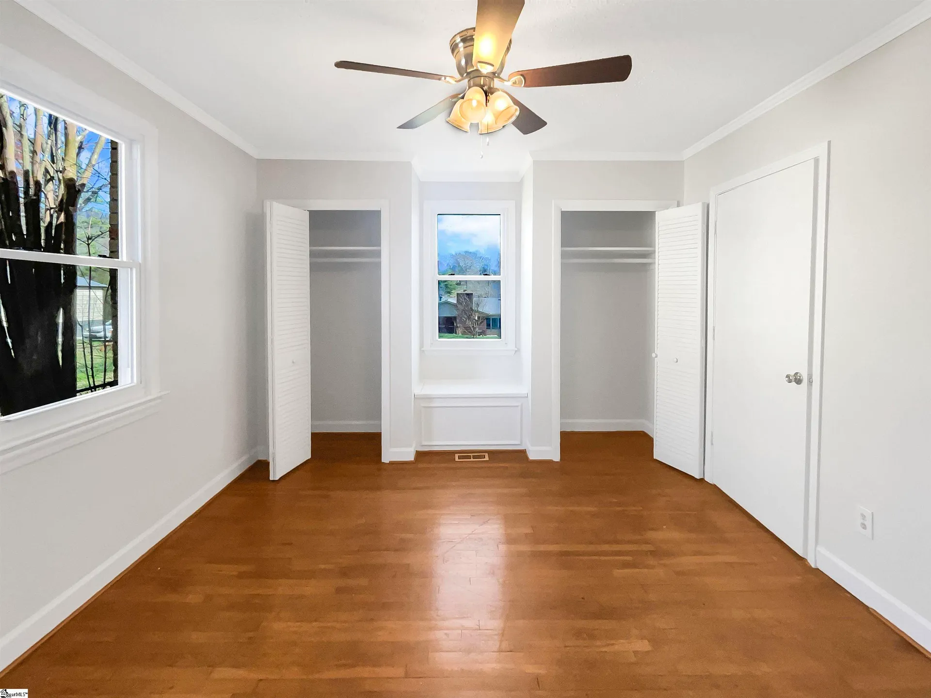 Property image 5 at 33 Mauldin Circle, Greenville, SC 29609