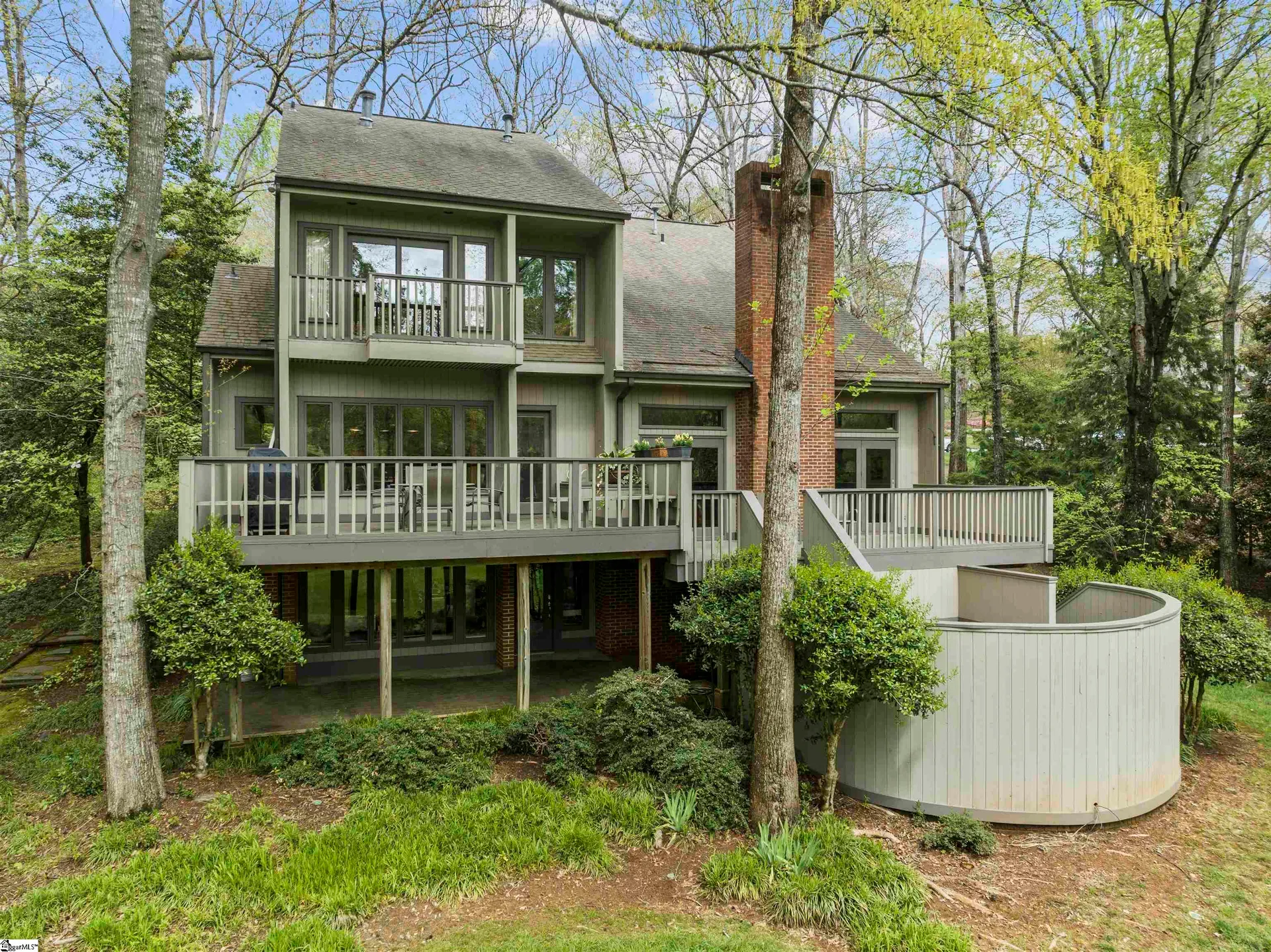 Property image 3 at 8 DeBraham Court, Greenville, SC 29605