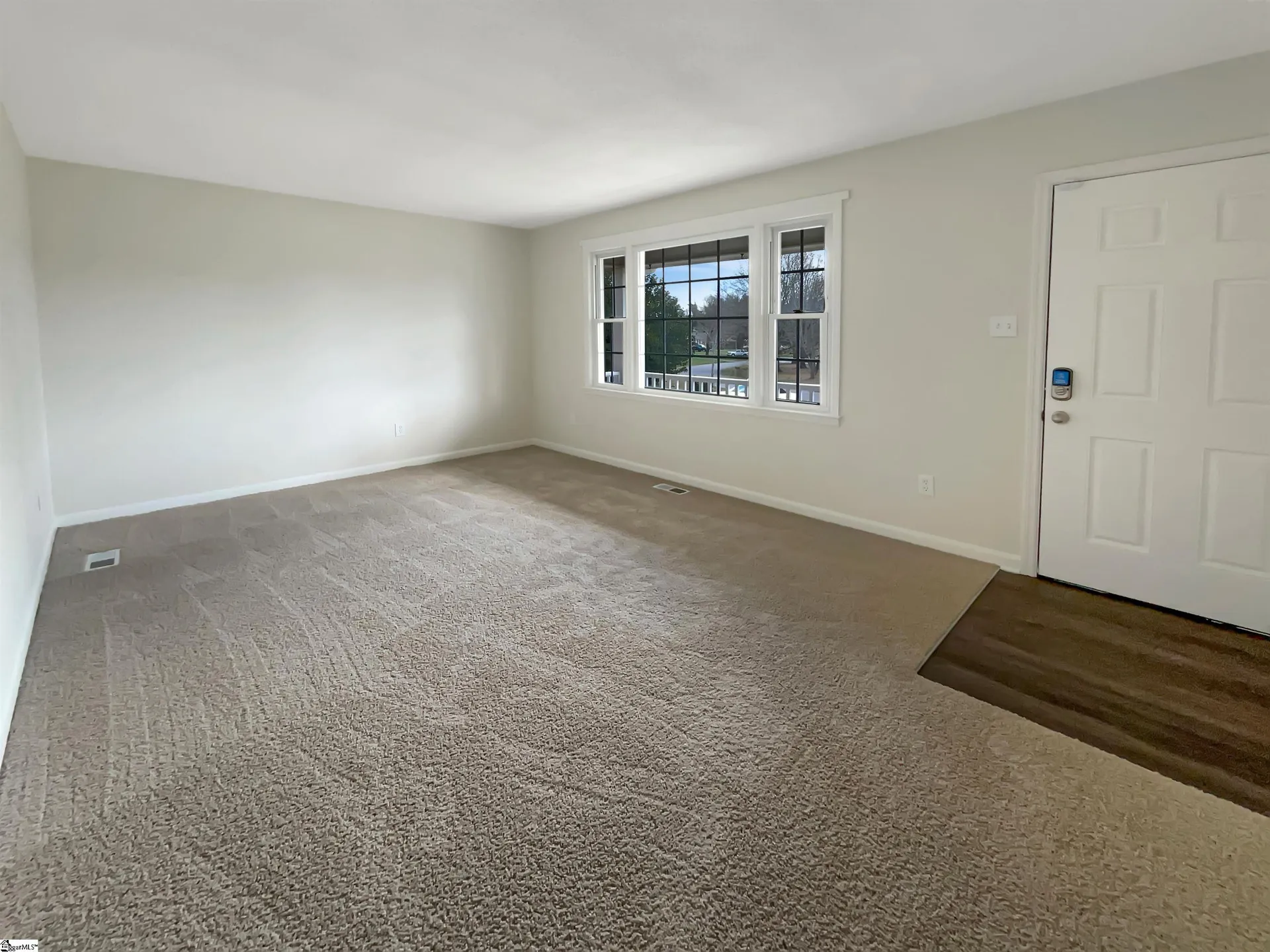 Property image 3 at 385 Marconi Drive, Spartanburg, SC 29303