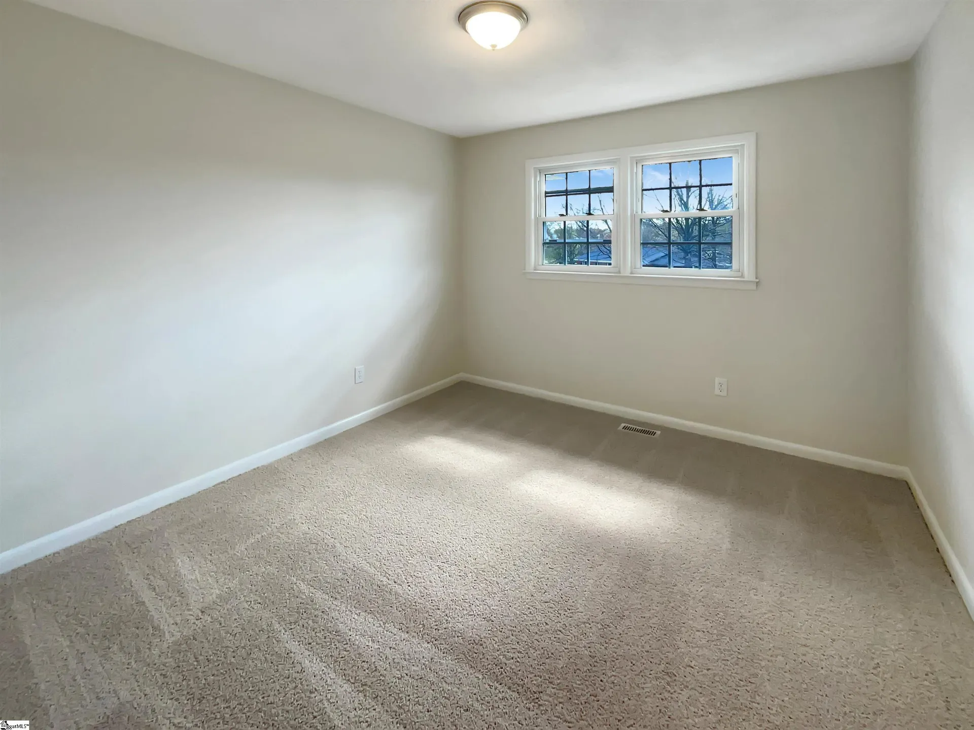 Property image 5 at 385 Marconi Drive, Spartanburg, SC 29303