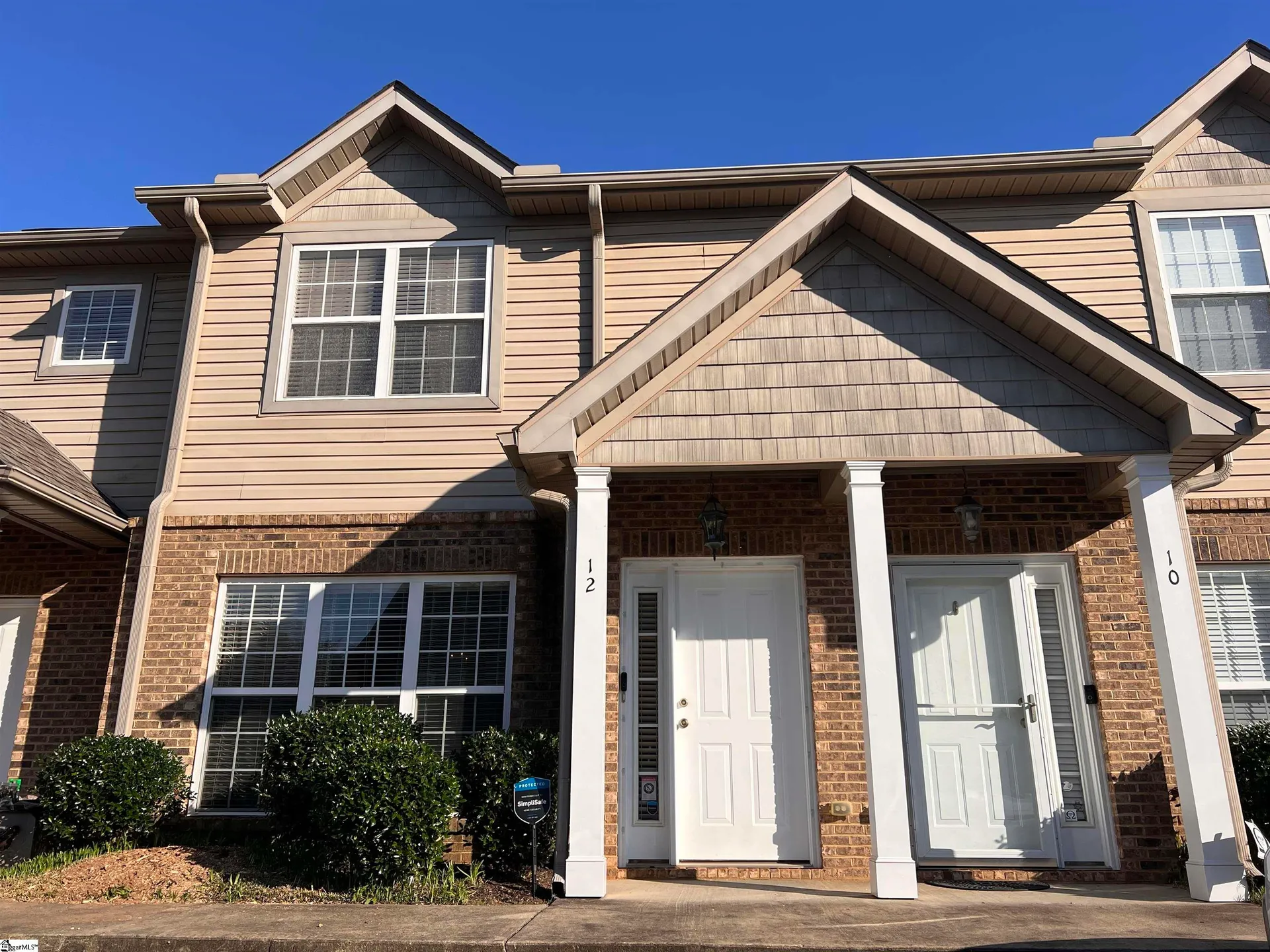 12 Amity Lane