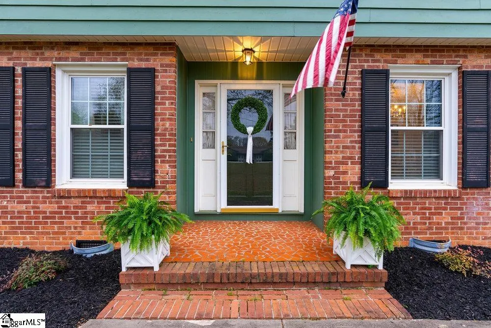 Property image 2 at 210 Montclair Road, Greer, SC 29651