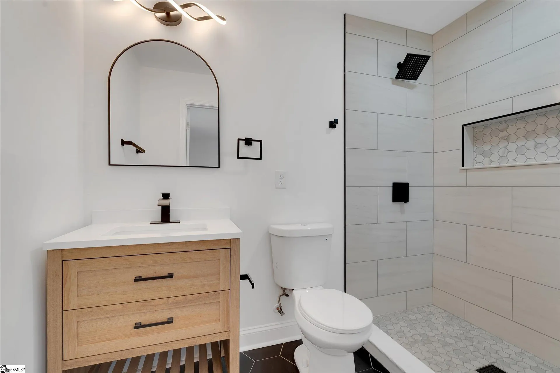 Property image 4 at 109 Kennedy Drive, Greenville, SC 29605-3235