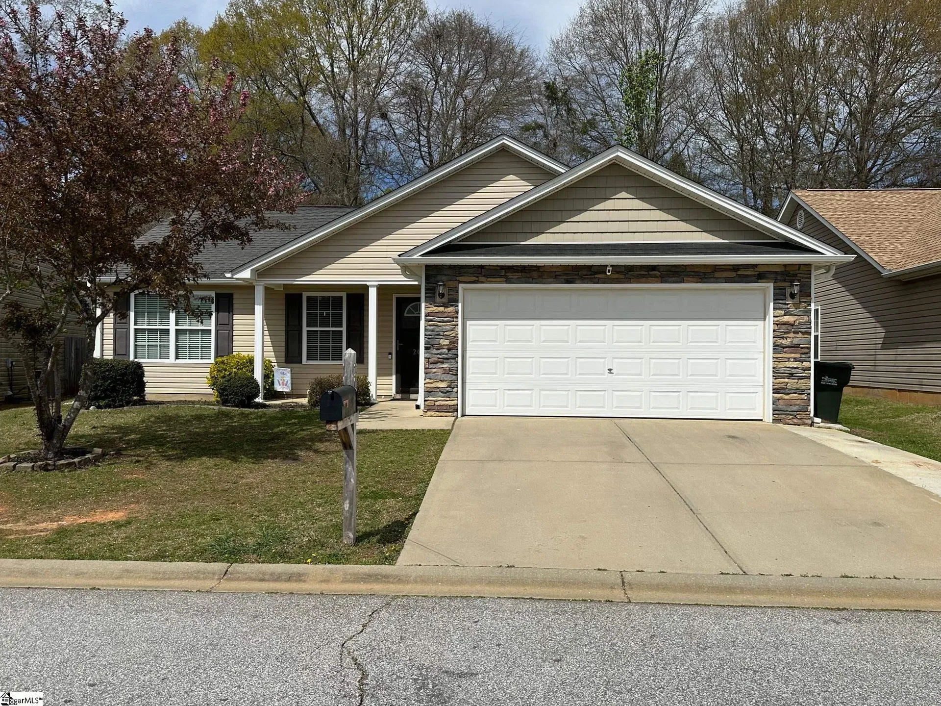 Property image 1 at 207 Cassidy Court, Simpsonville, SC 29680