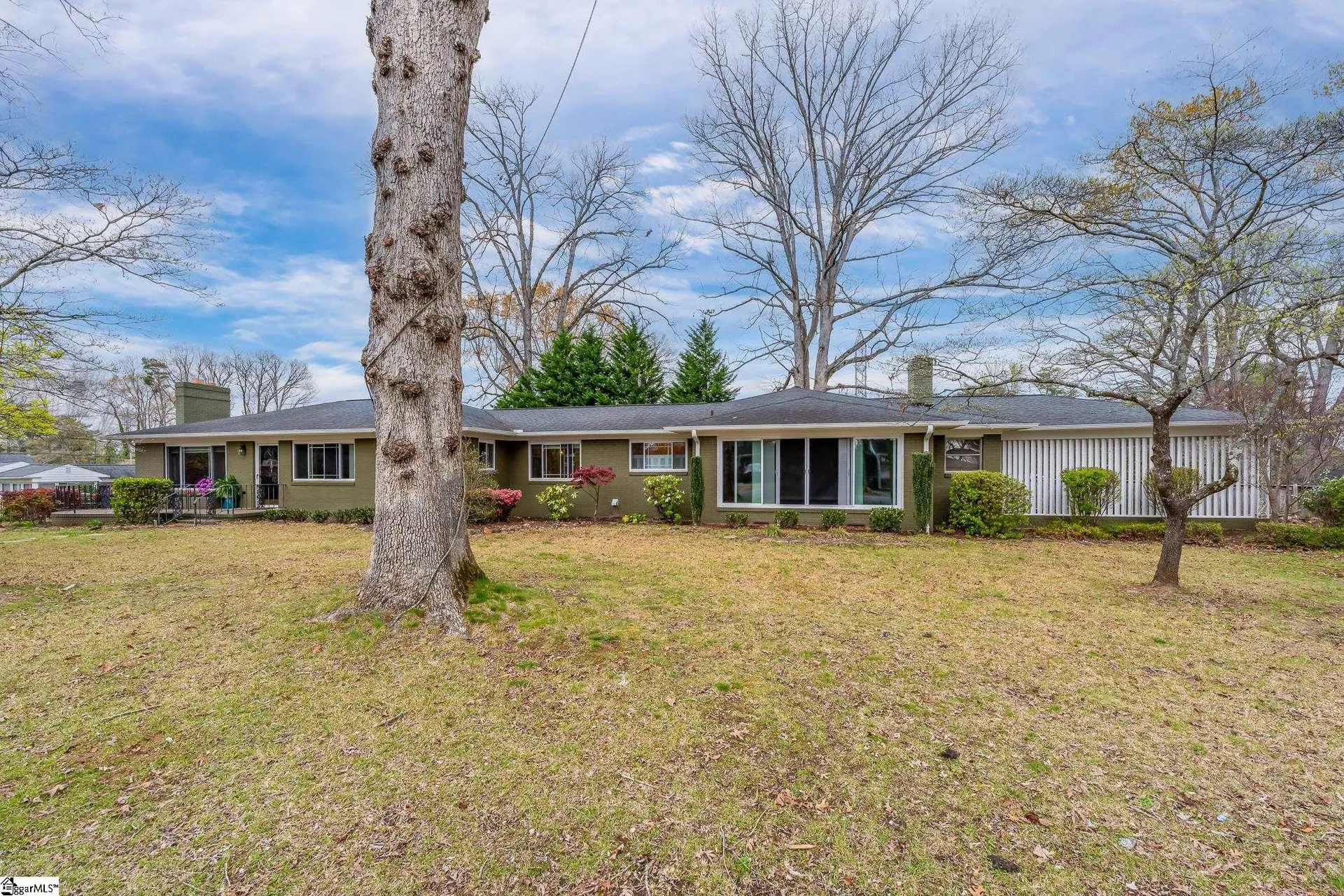 Property image 2 at 201 Oakfield Avenue, Easley, SC 29640