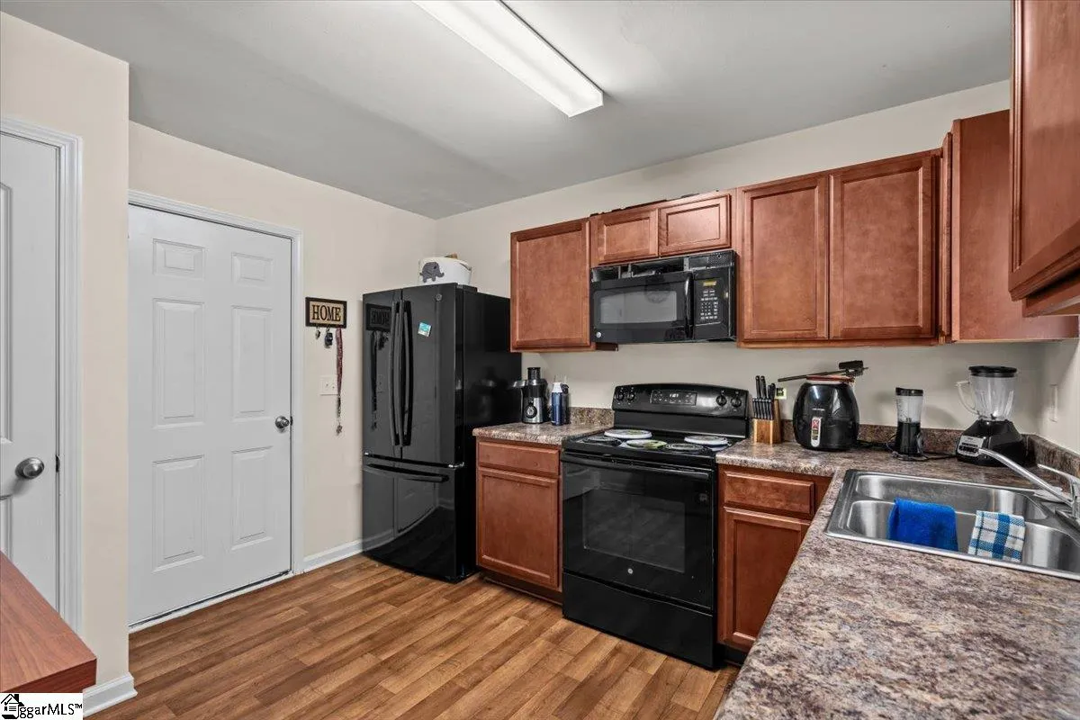 Property image 3 at 128 Evvalane Drive, Spartanburg, SC 29302