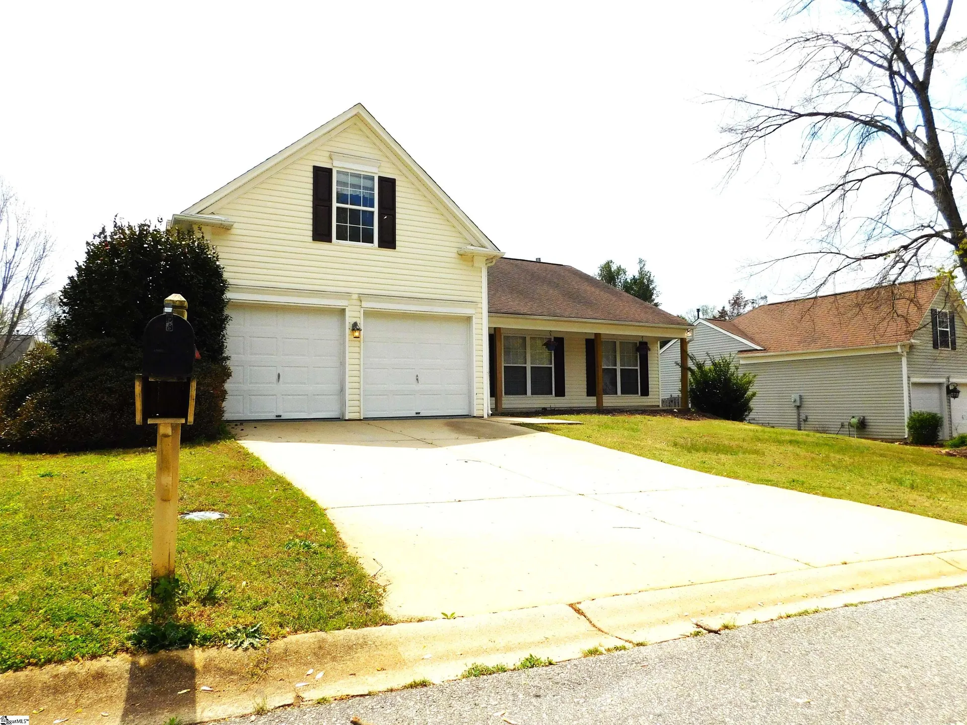 105 W Okaloosa Way