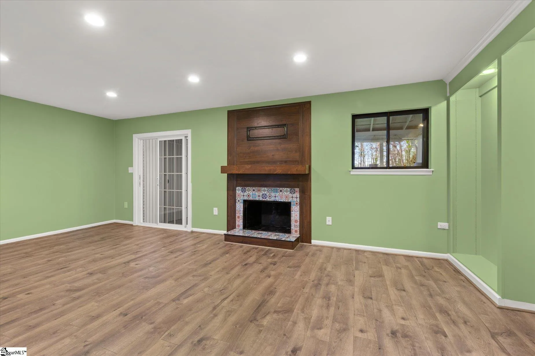 Property image 5 at 111 Briarview Circle, Greenville, SC 29615