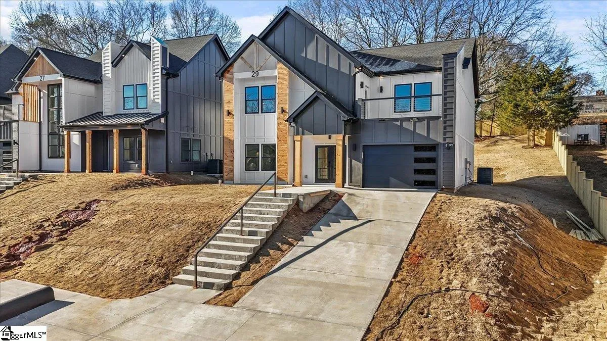 Property image 3 at 29 Heard Drive, Greenville, SC 29605