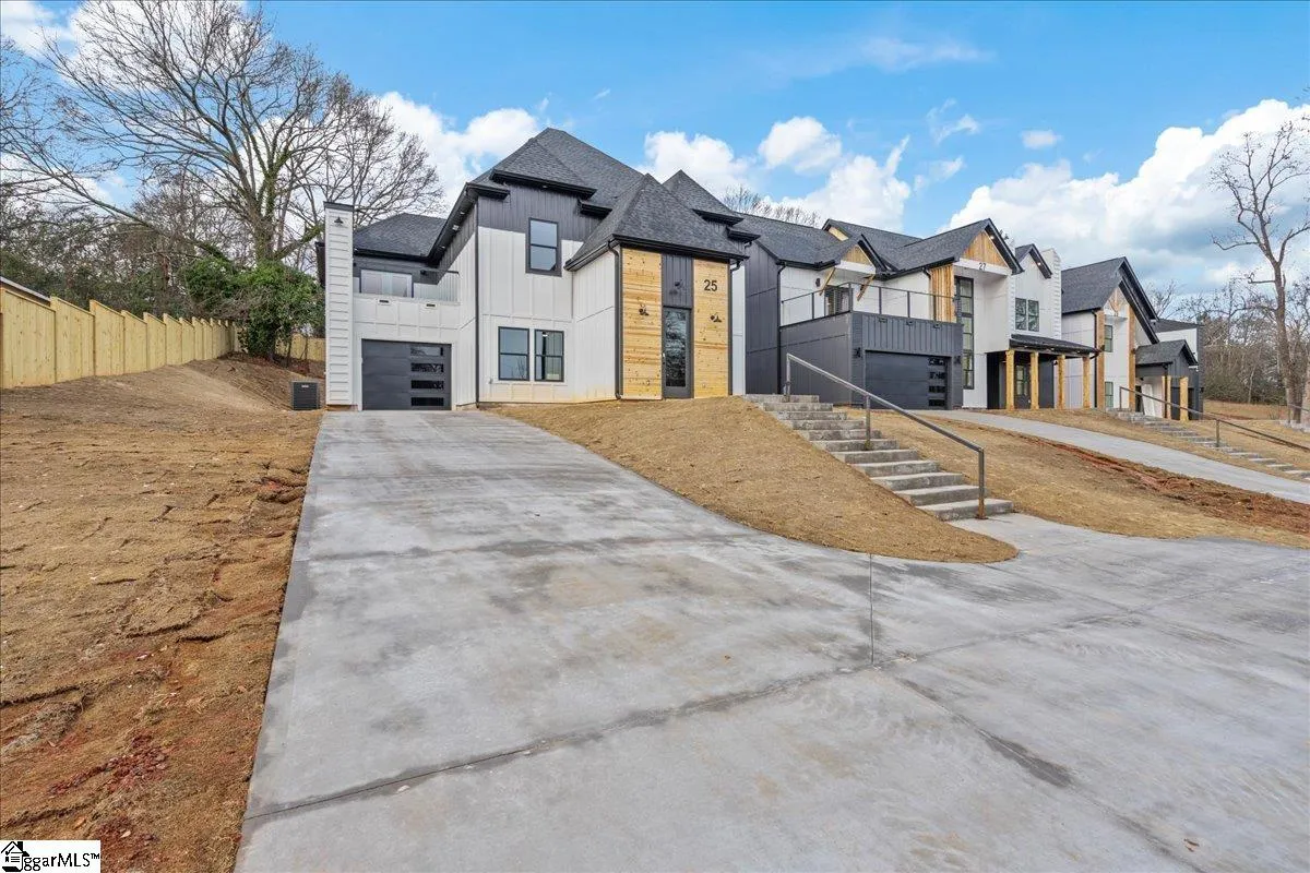 Property image 4 at 25 Heard Drive, Greenville, SC 29605