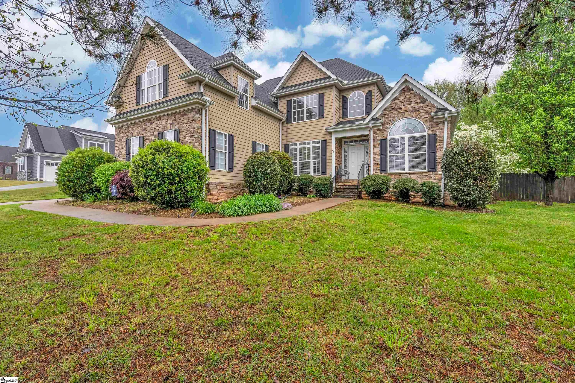 Property image 3 at 19 Meadowglen Place, Greer, SC 29651