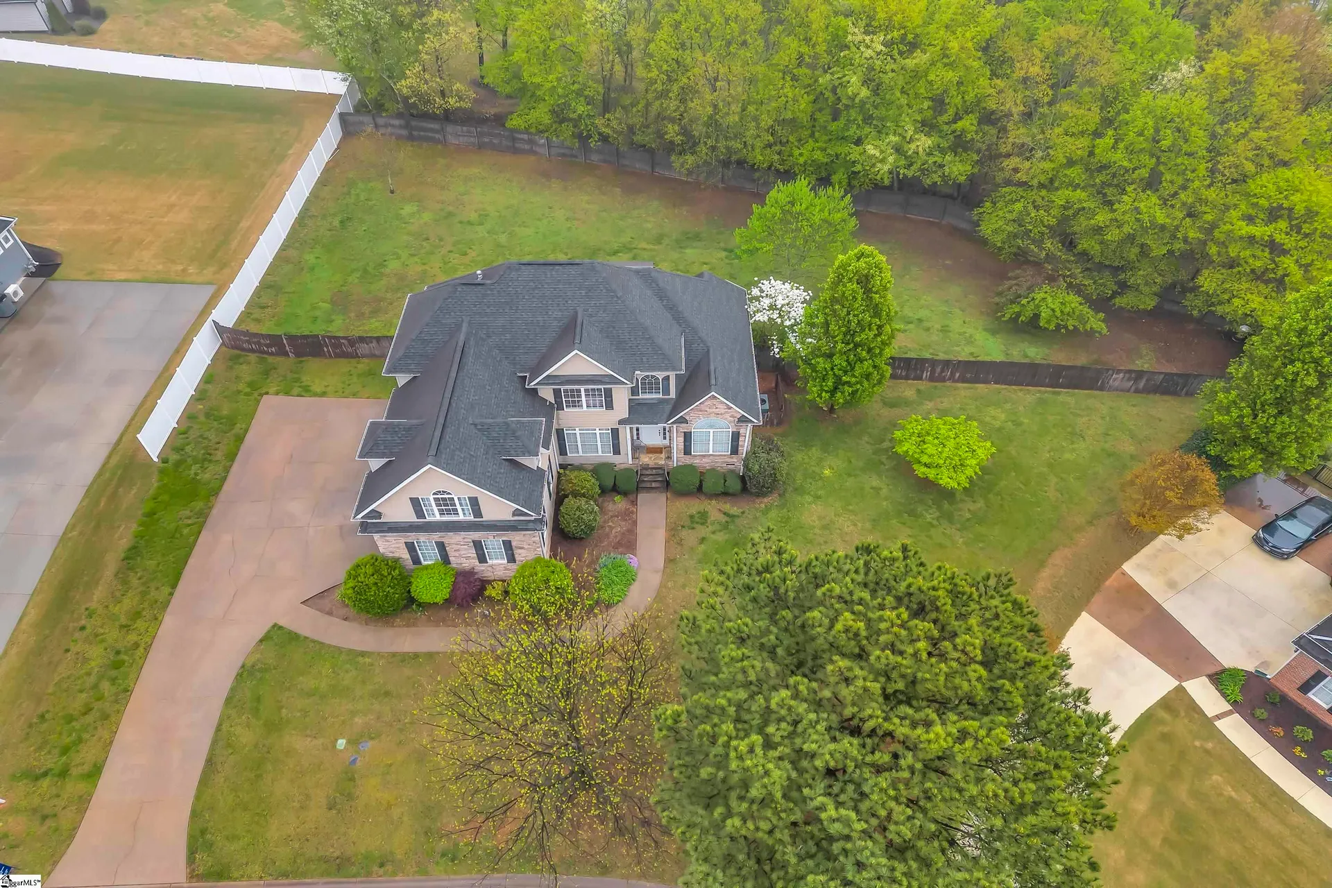 Property image 4 at 19 Meadowglen Place, Greer, SC 29651
