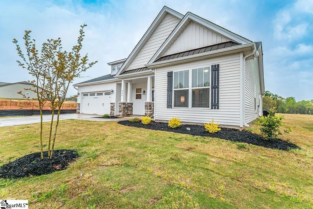 Property image 3 at 256 Abelia Meadows Drive, Piedmont, SC 29673