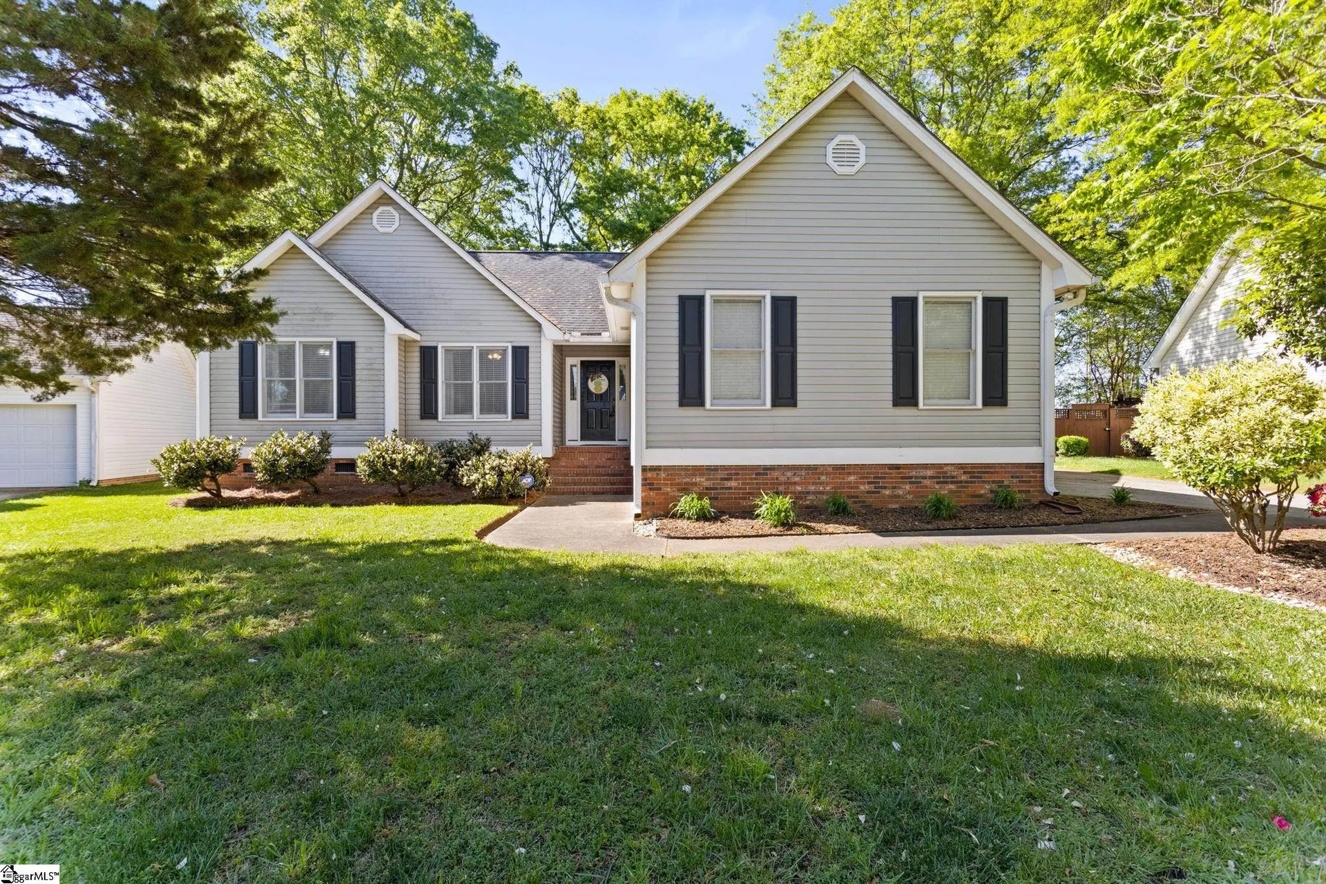 103 Flagstar Court