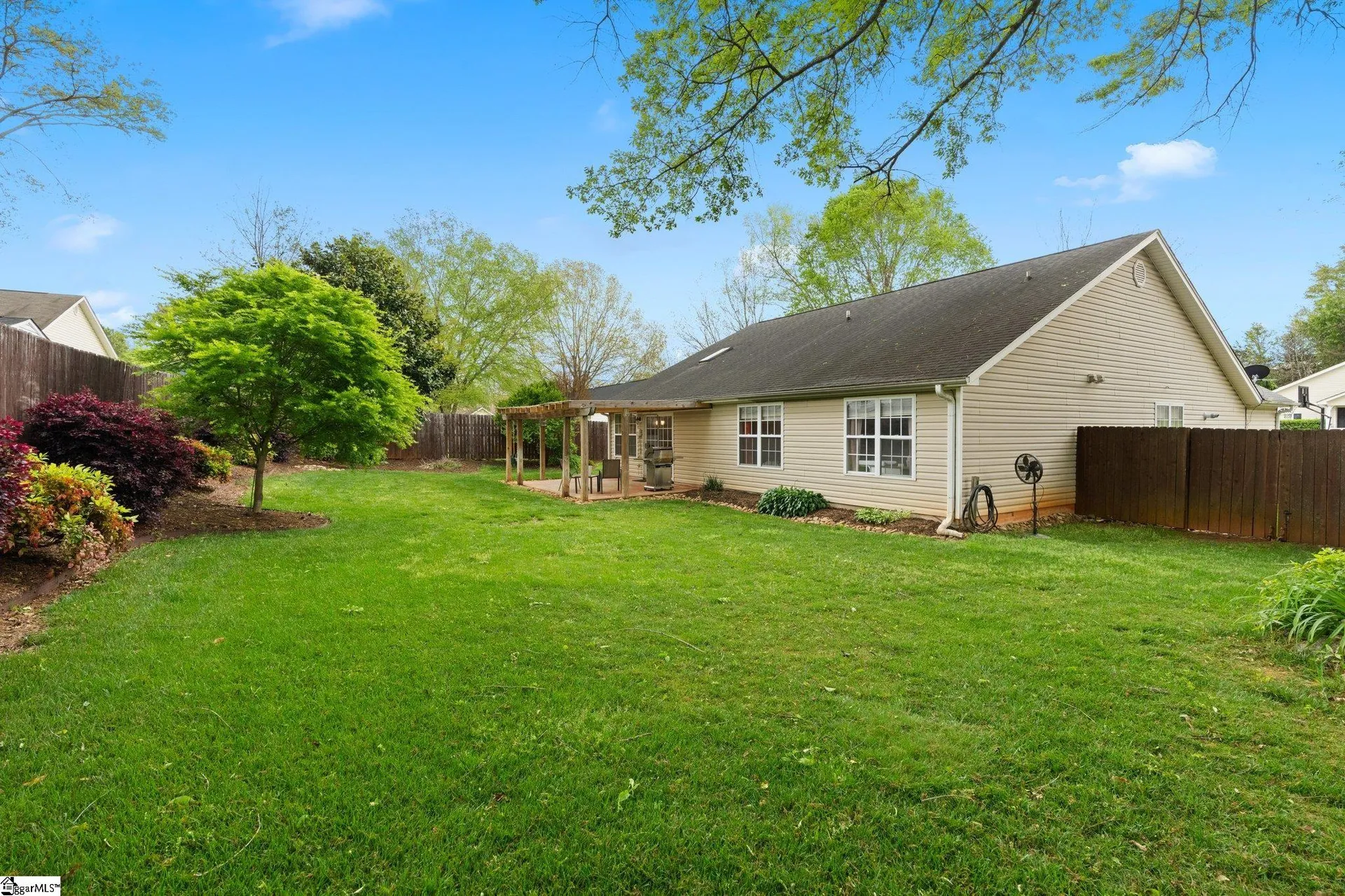 Property image 2 at 4 Red Haven Court, Greer, SC 29650