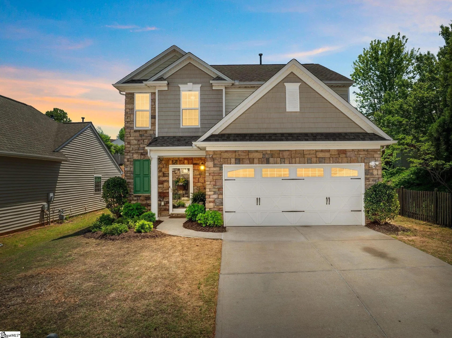 207 Knoll Ridge Drive