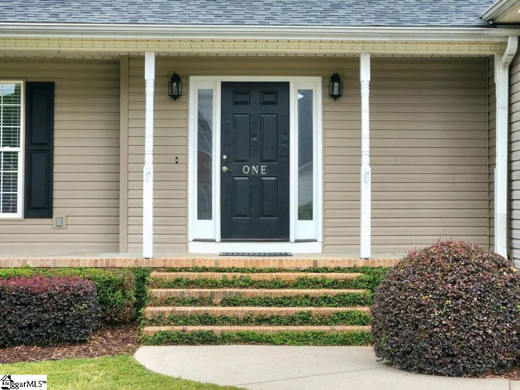 Property image 3 at 1 Bartles Court, Simpsonville, SC 29681