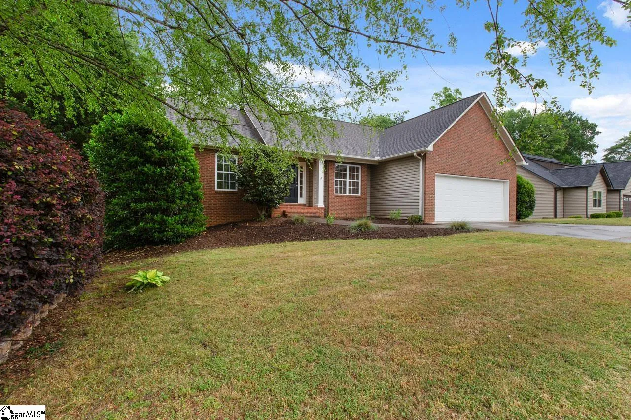 Property image 2 at 502 Shadetree Court, Moore, SC 29369