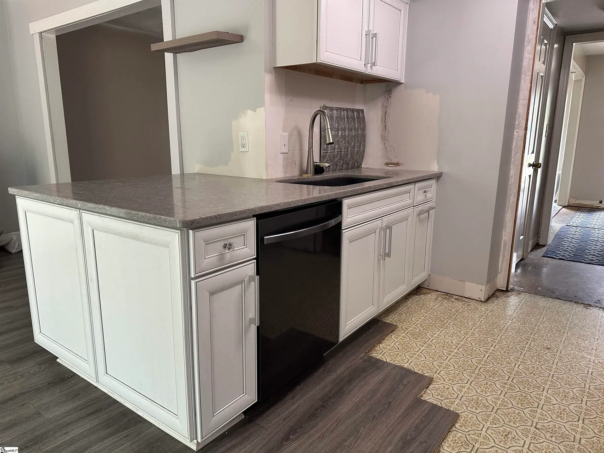 Property image 4 at 803 Edwards Road, Greenville, SC 29615