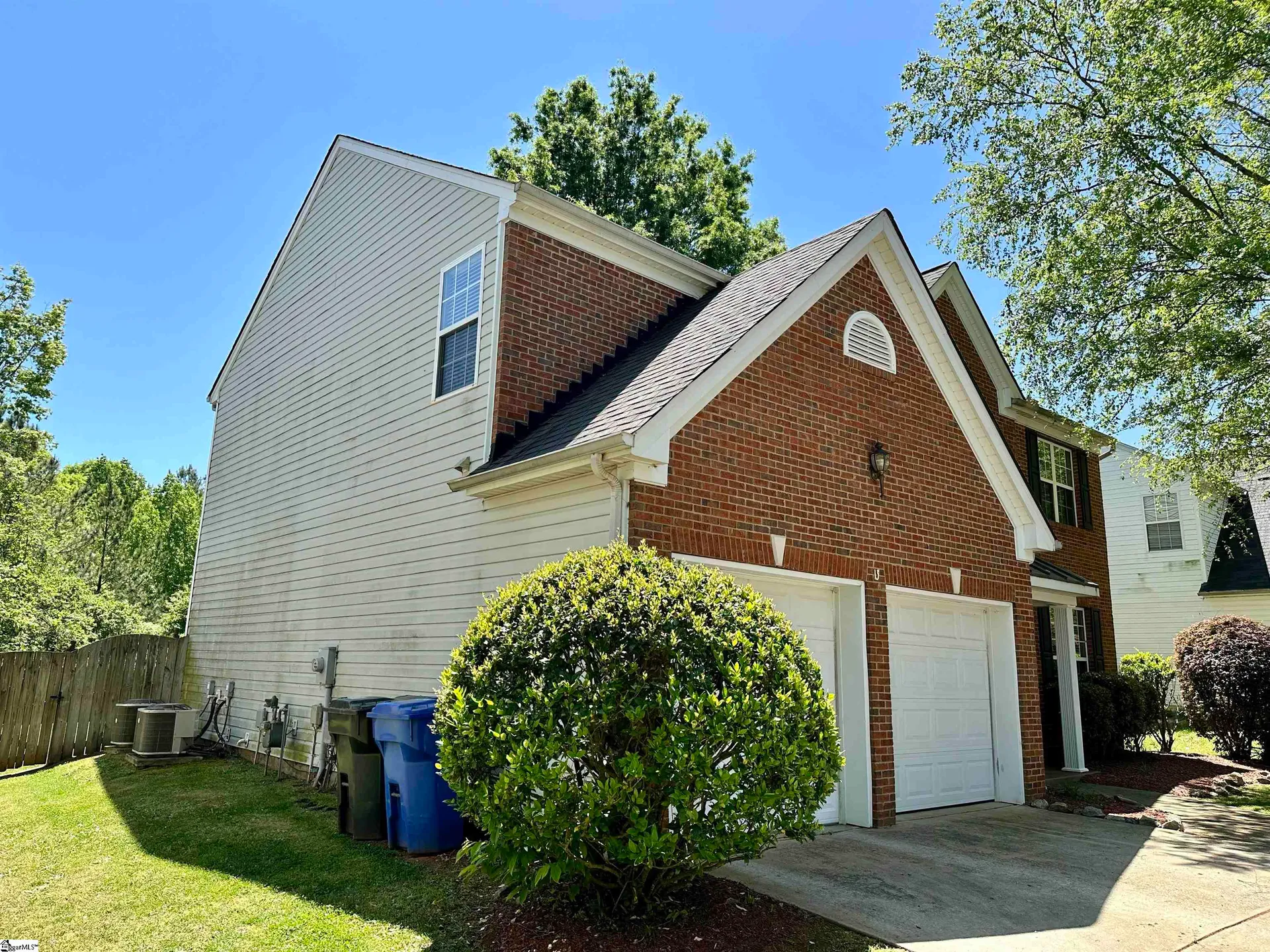 Property image 4 at 16 Birkhall Circle, Greenville, SC 29605