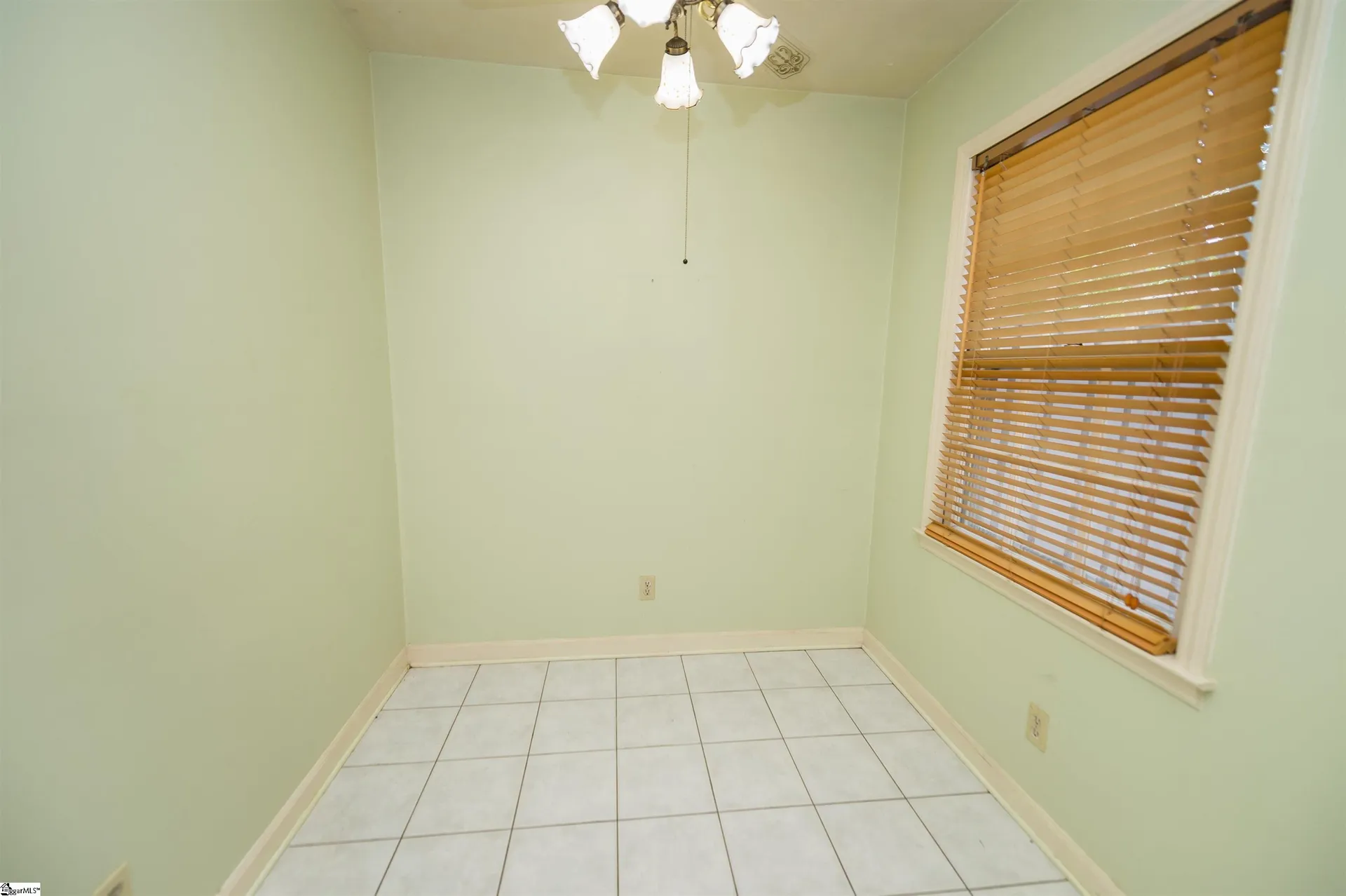 Property image 4 at 1466 Dover Road, Spartanburg, SC 29301