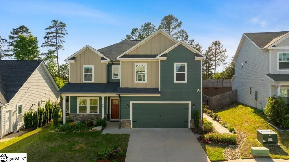 108 Marshfield Trail