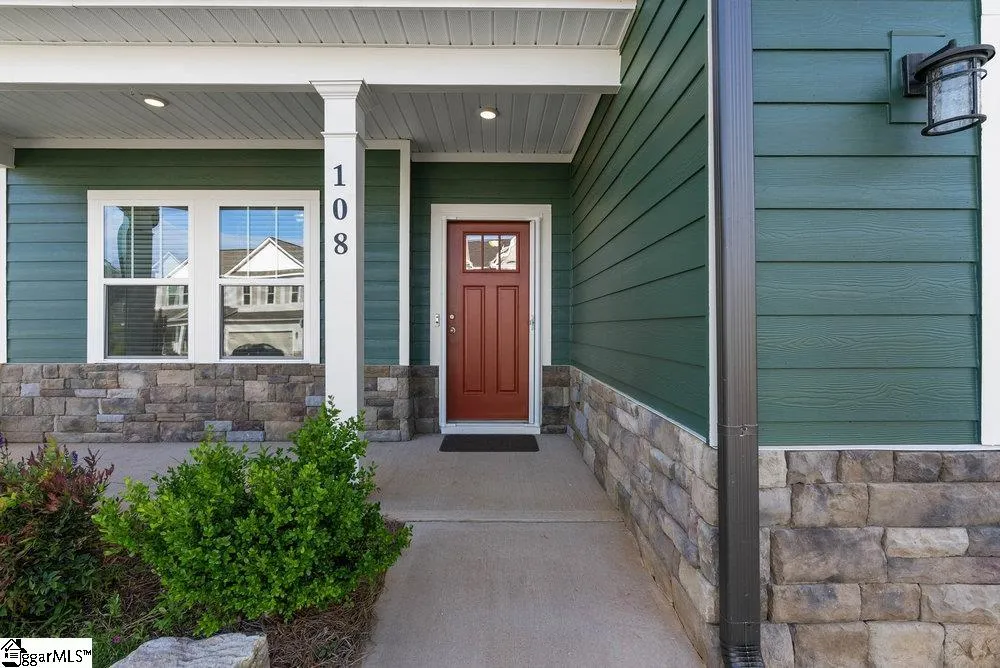 Property image 2 at 108 Marshfield Trail, Simpsonville, SC 29680