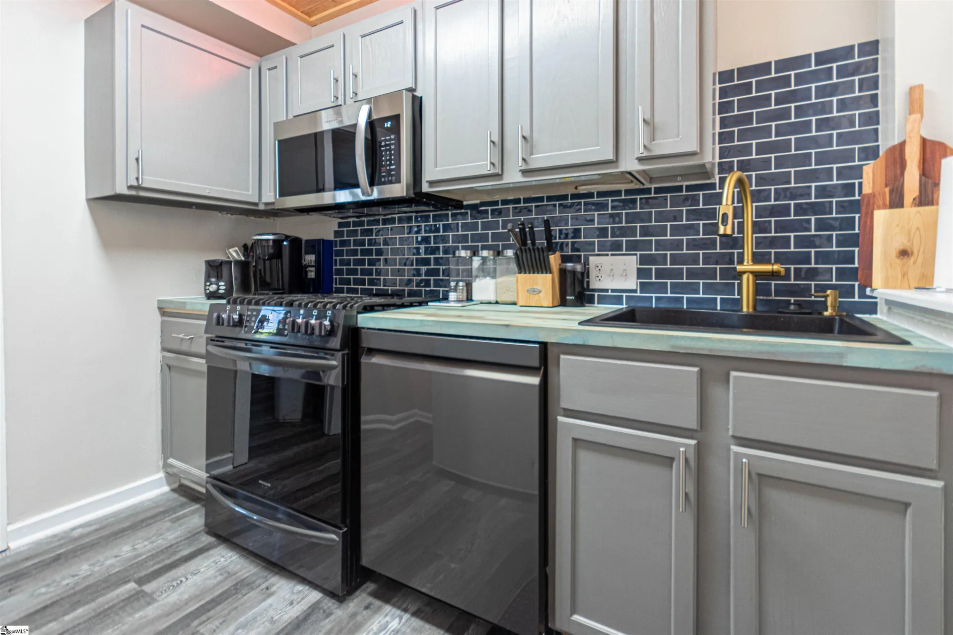 Property image 5 at 601 CLEVELAND Street, Greenville, SC 29601