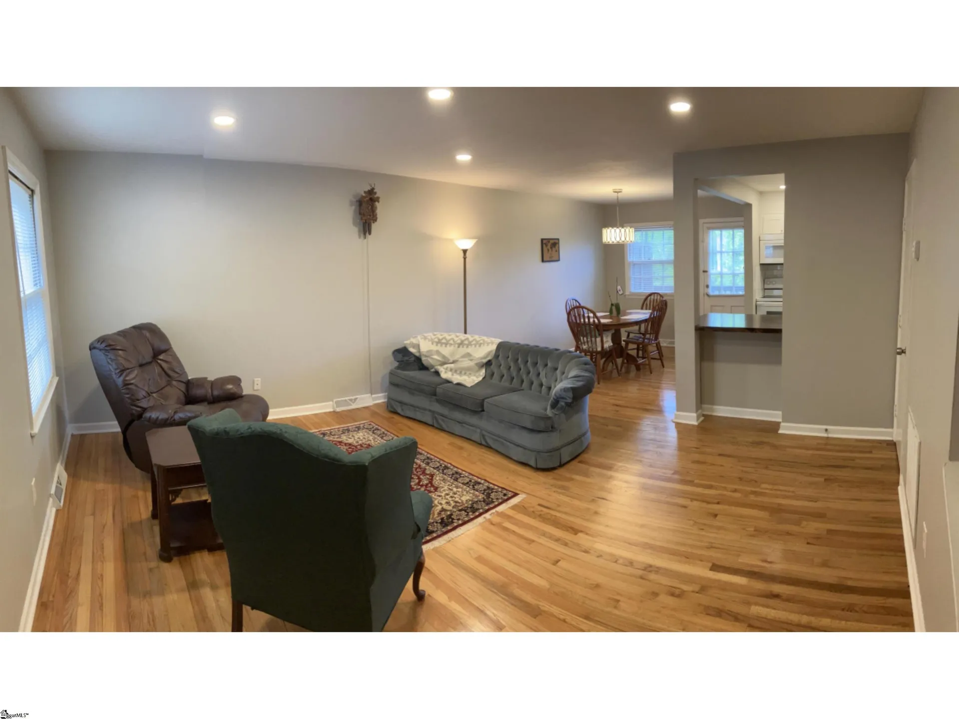 Property image 2 at 815 Edwards Road, Greenville, SC 29615