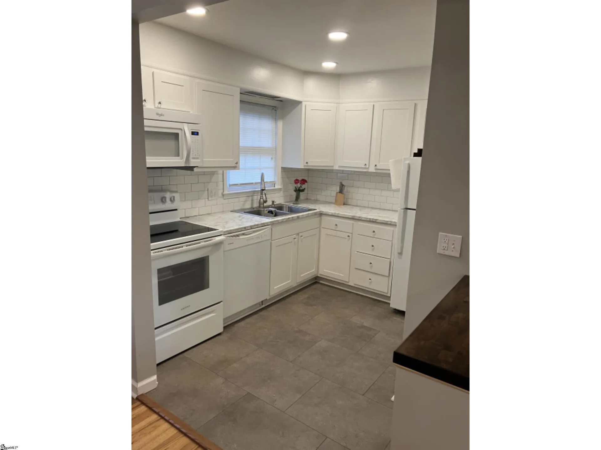 Property image 4 at 815 Edwards Road, Greenville, SC 29615
