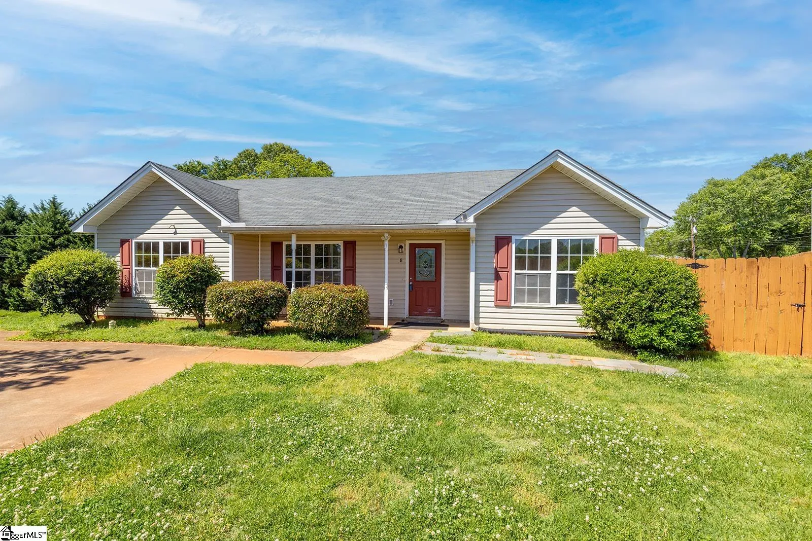 Property image 4 at 8 Quoite Court, Greenville, SC 29617