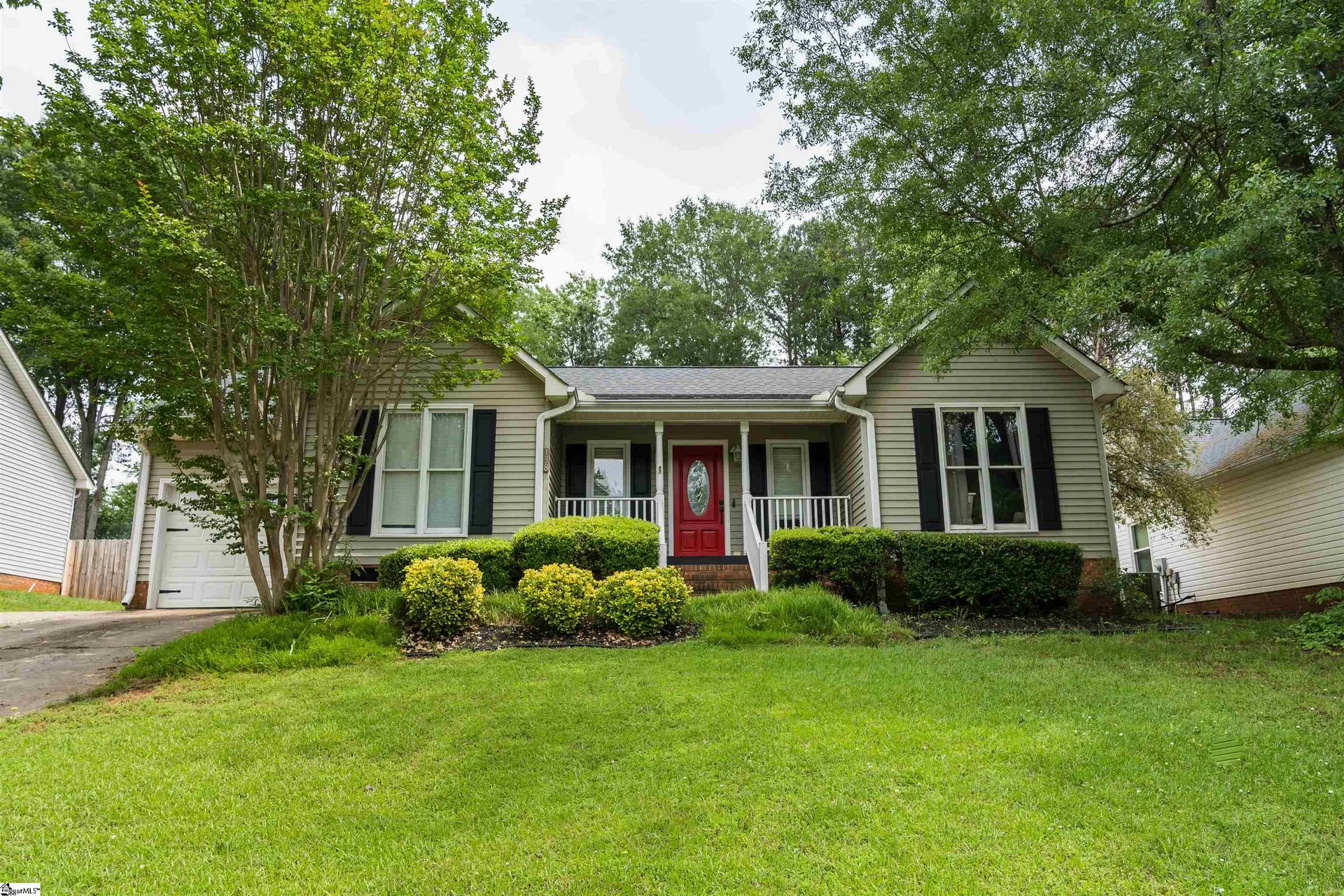 Property image 2 at 138 Riverrun Drive, Spartanburg, SC 29303