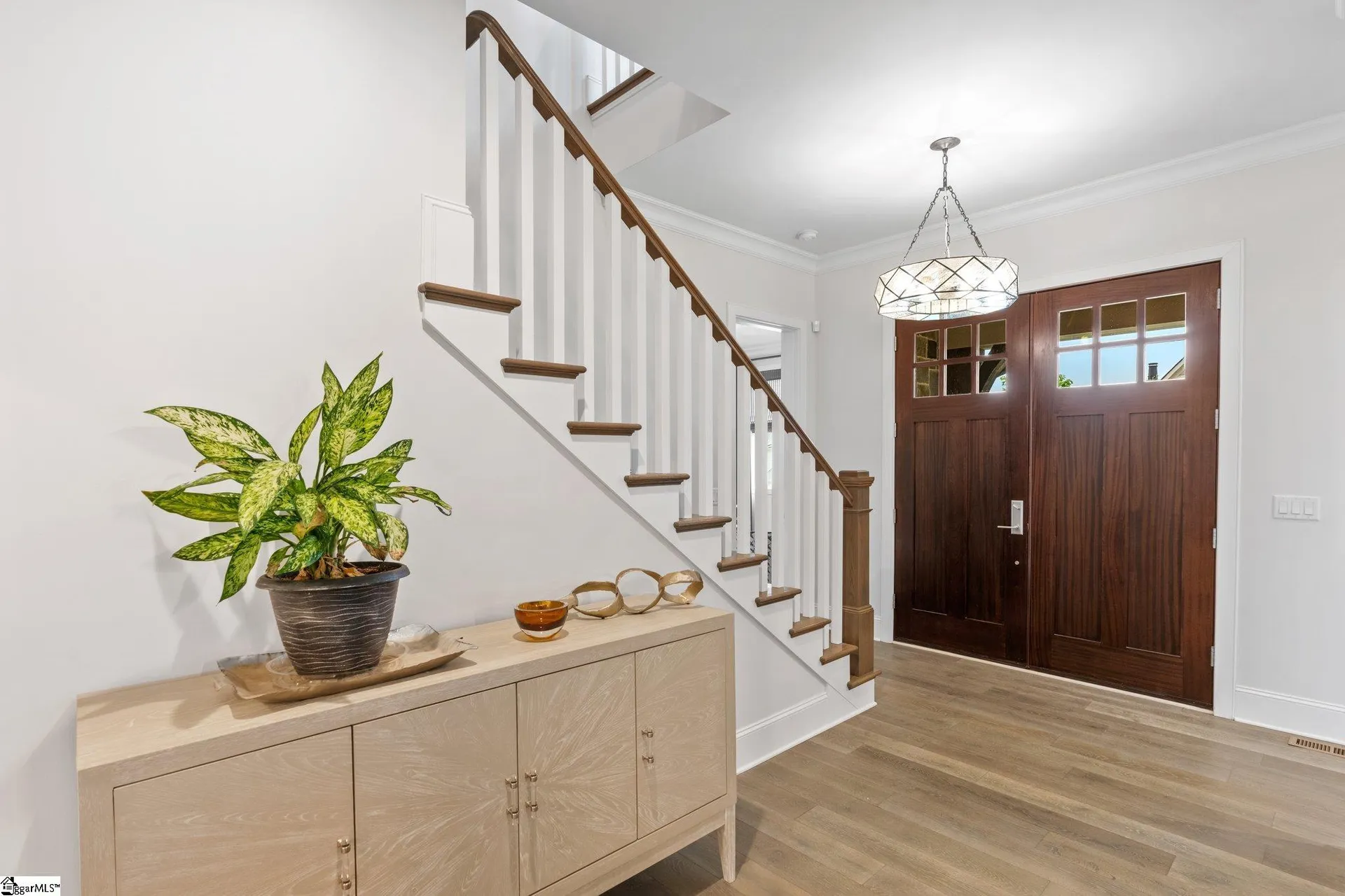 Property image 4 at 24 Gardenview Avenue, Greenville, SC 29601