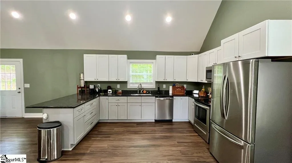 Property image 5 at 202 Bay Ridge Drive, Townville, SC 29689