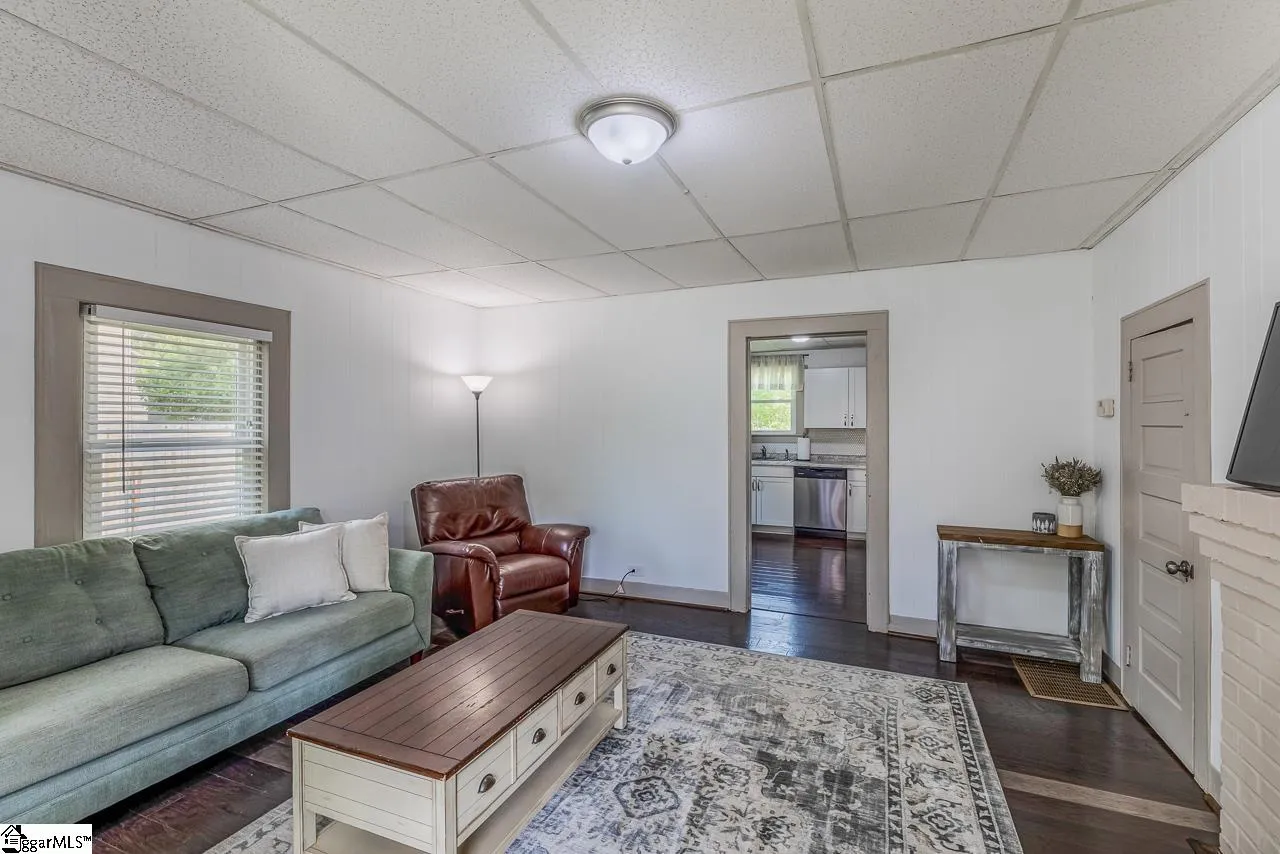 Property image 4 at 7 Stewart Avenue, Greer, SC 29650